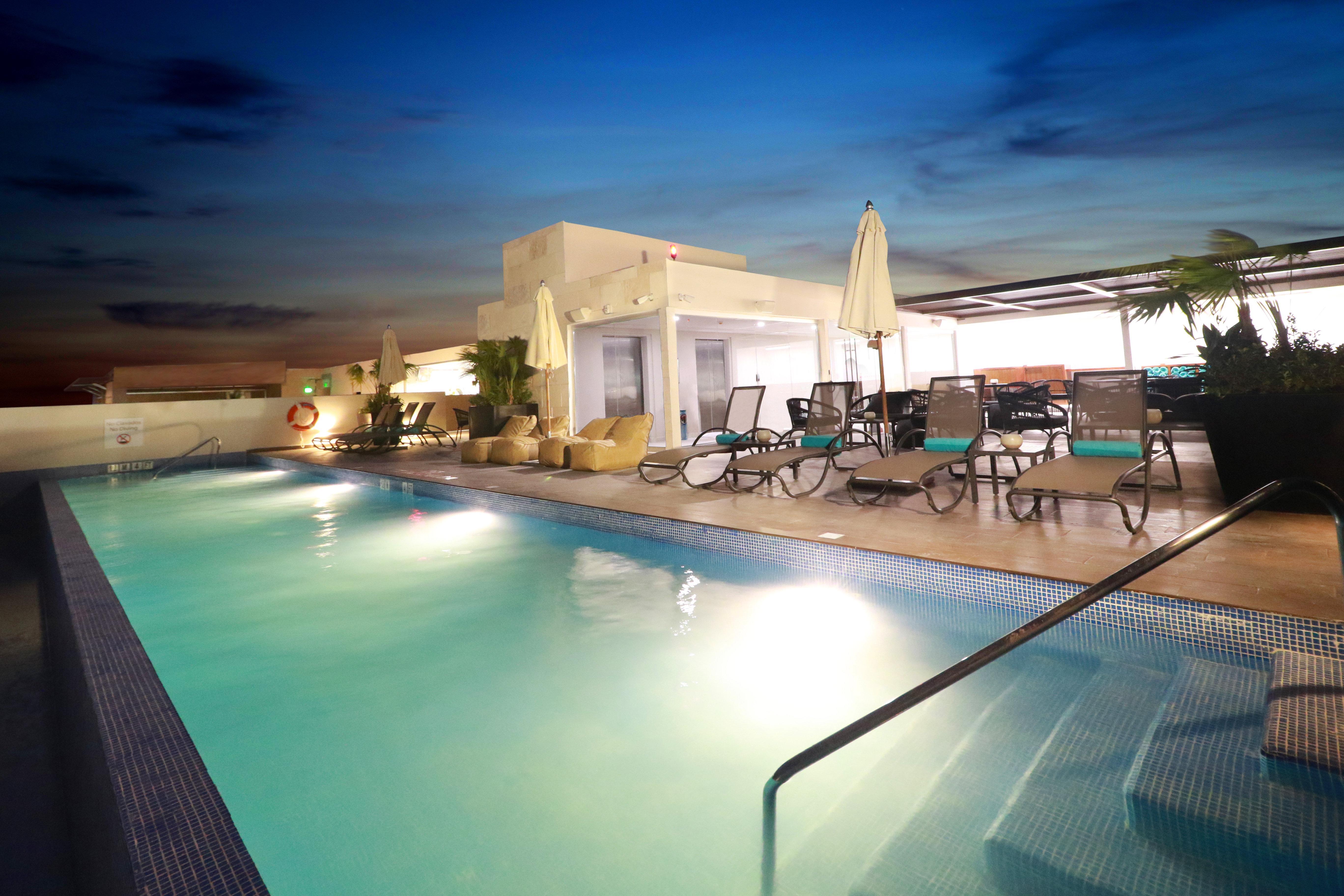 Holiday Inn Express & Suites - Playa Del Carmen, An Ihg Hotel Exterior foto
